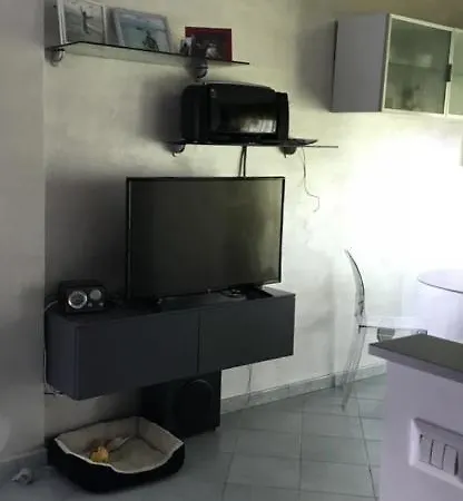 Dedelollo's Apartment *